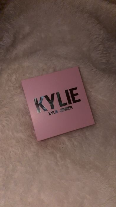 iluminator kylie salted caramel