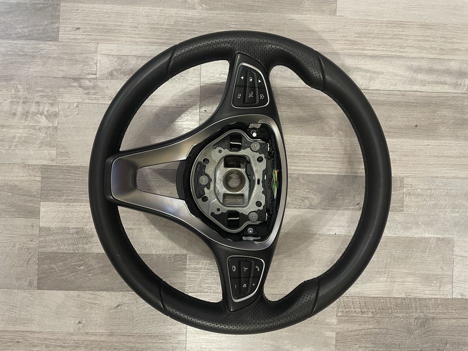 Mercedes волан за w205 w166 w122 - без/с пера
