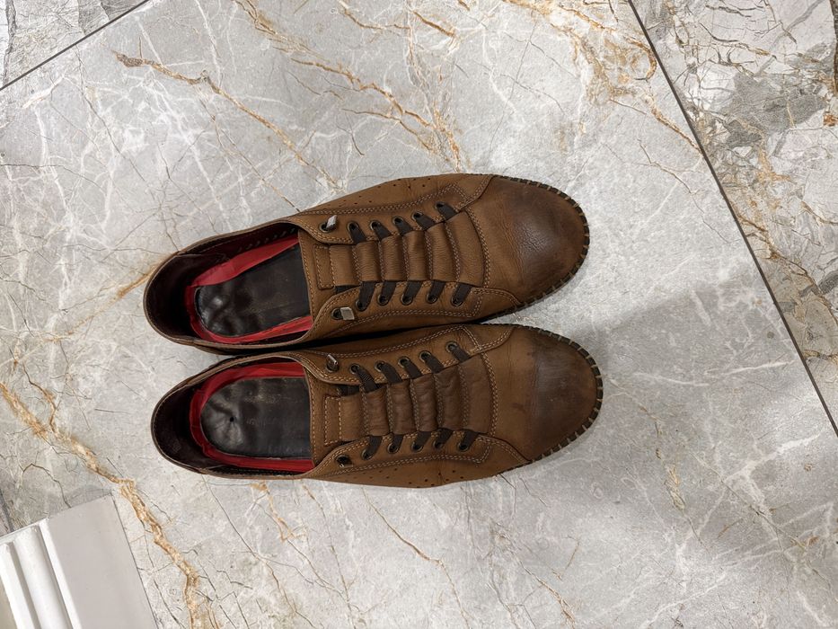 Обувь в оригинале.