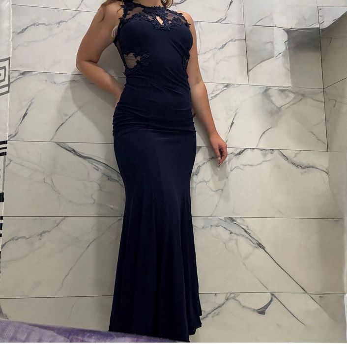 Официална рокля за повод