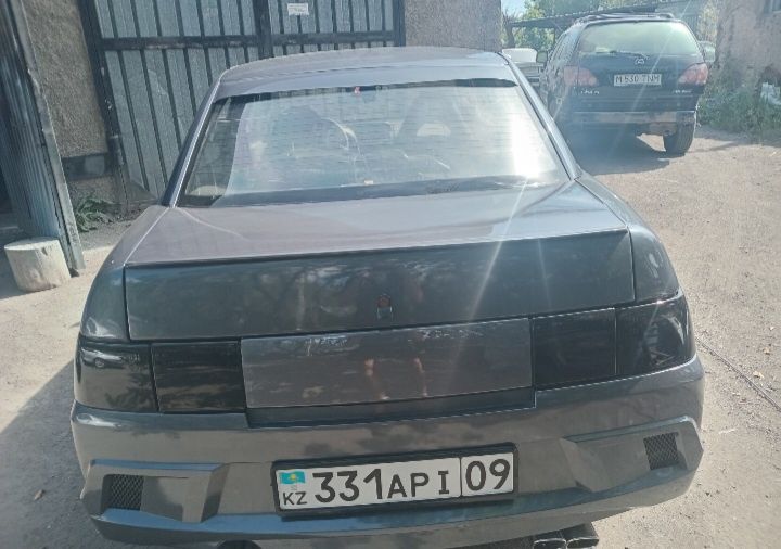 Продам задний бампер ваз 2110
