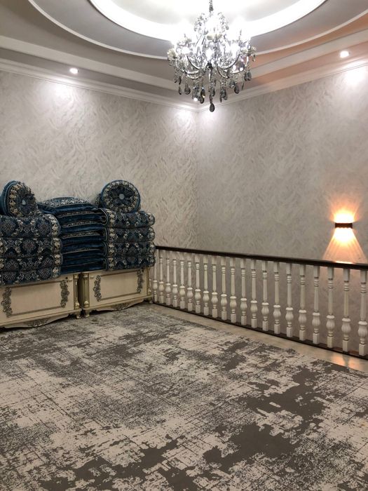 Sergeli honabod 2,5 sotk 5 xona 2 ta hol