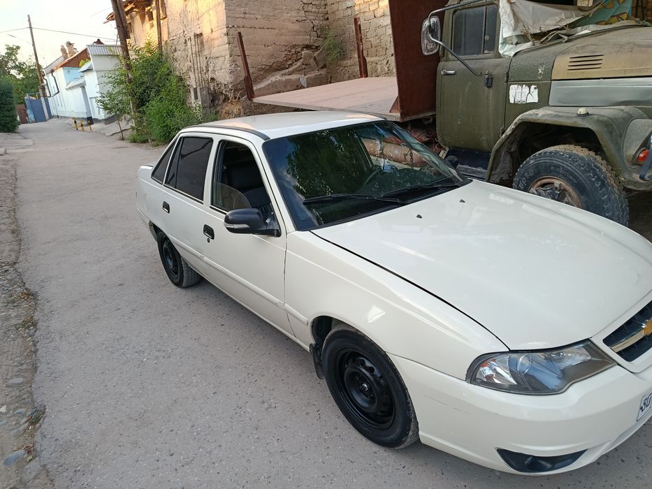 Nexiya 2 2008 holati urtacha