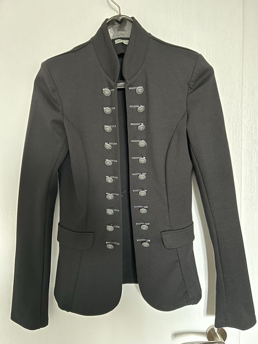 Дамски сака в черно и бяло, размер С