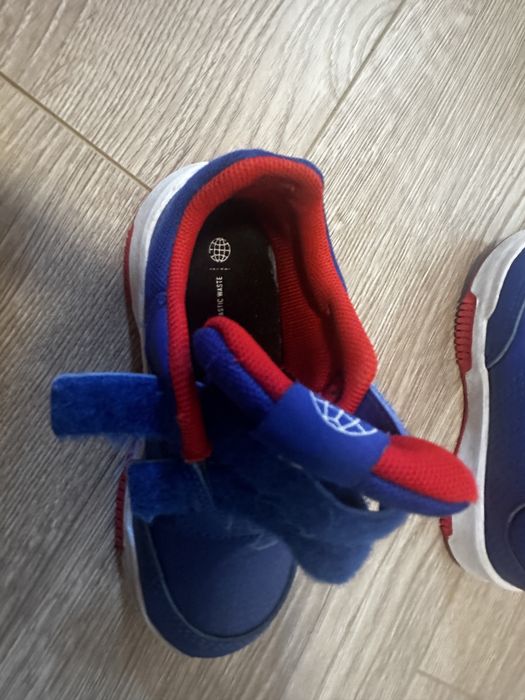 Adidas кожени маратонки