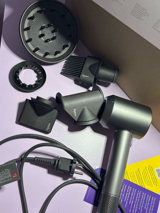 Uscator de par Dyson, cupru