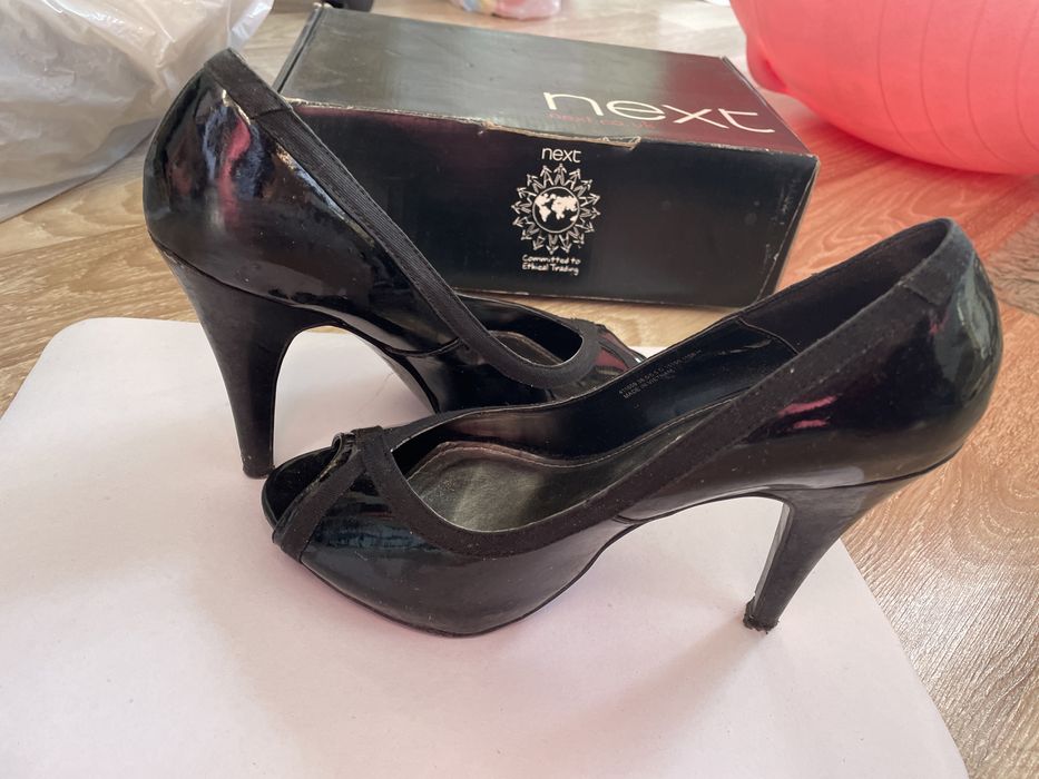 Черни лачени обувки Next