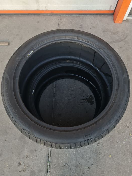 Летни гуми 2 броя PIRELLI PZero 325 35 R22 дот1722