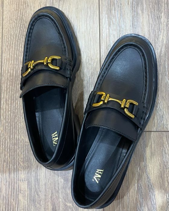 Лоферы Зара кожаные