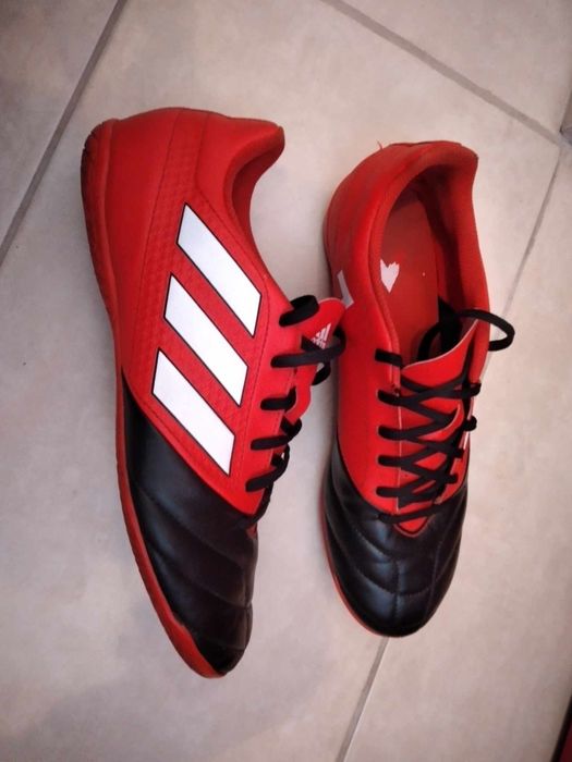 Маратонки Adidas номер 44