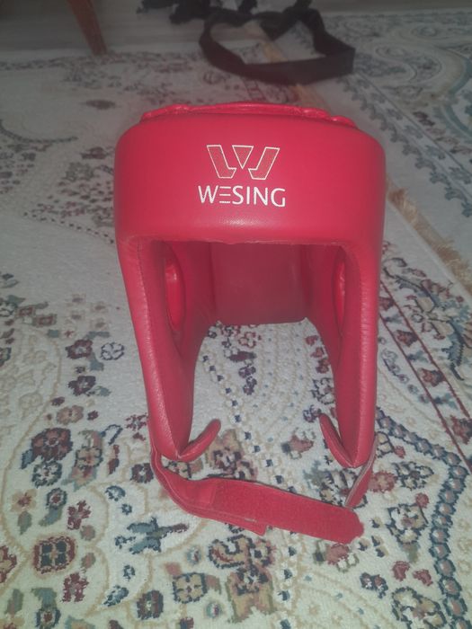 Шлем Wesing XL красный