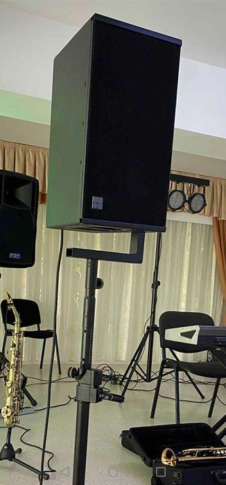 Vând 2 d&b audiotechnik Q10 originale