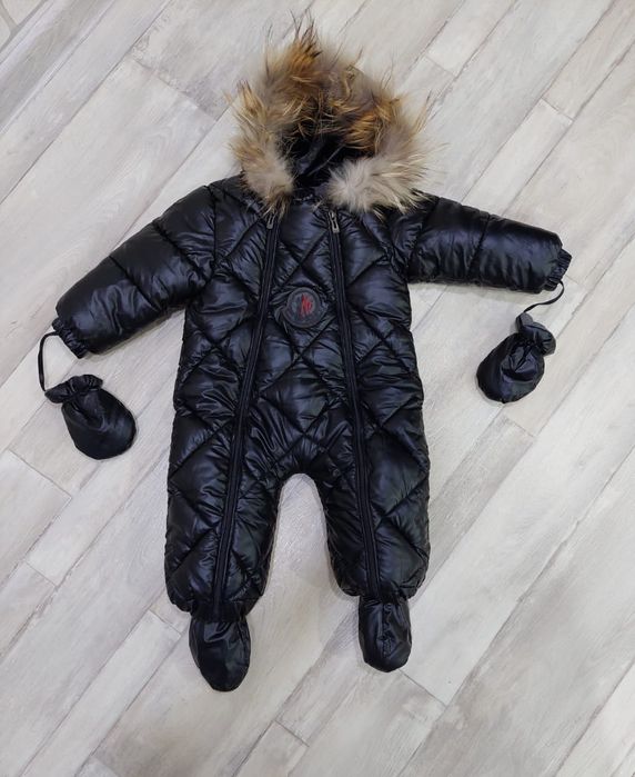 Детский комбинезон зимний.