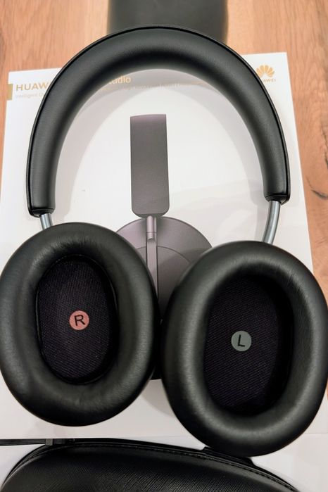 Casti Huawei FreeBuds Studio – Garantie, stare excelentă (ca noi)