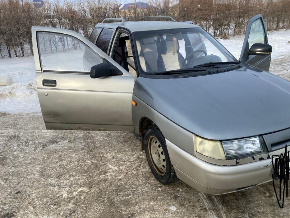 машина Ваз 2111