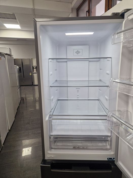 Хладилник с фризер Exclusive A++ No Frost