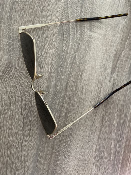 Оригинални слънчеви очила Saint Laurent с гаранция