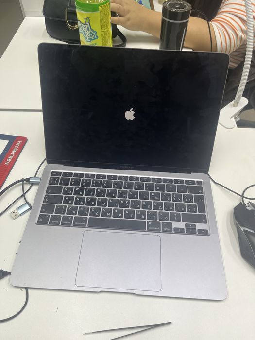Macbook air 13 m1 256gb