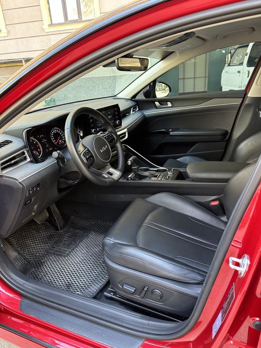 Kia K5 2023y Bez Lyuk sotiladi adres: Buxoro sh