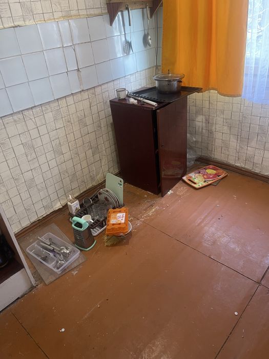 Отдам даром мебель (диваны, шкафы)