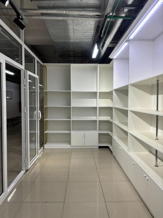 Продается бутик с мебелью в Rahima Plaza