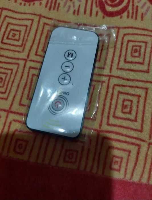 EMS aparat electric masaj multifuncționa cu plasturi reutilizabili l