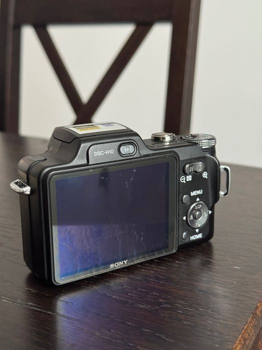aparat digital Sony Cybershot DSC-H10