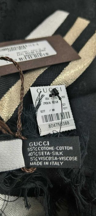 Eșarfă Gucci damă – originală, nouă, cu etichetă și cutie – mic defect