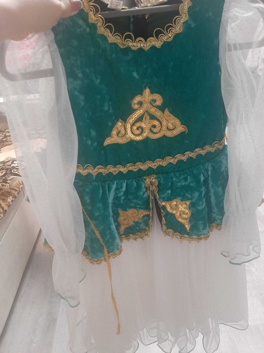 Национальный костюм для девочки.