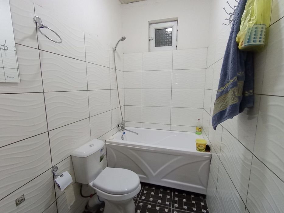 Янги ховли сотилади