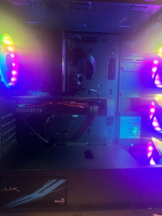 Vând Calculator/PC Gaming – RTX 2060 / i5-10400F / 16GB RAM