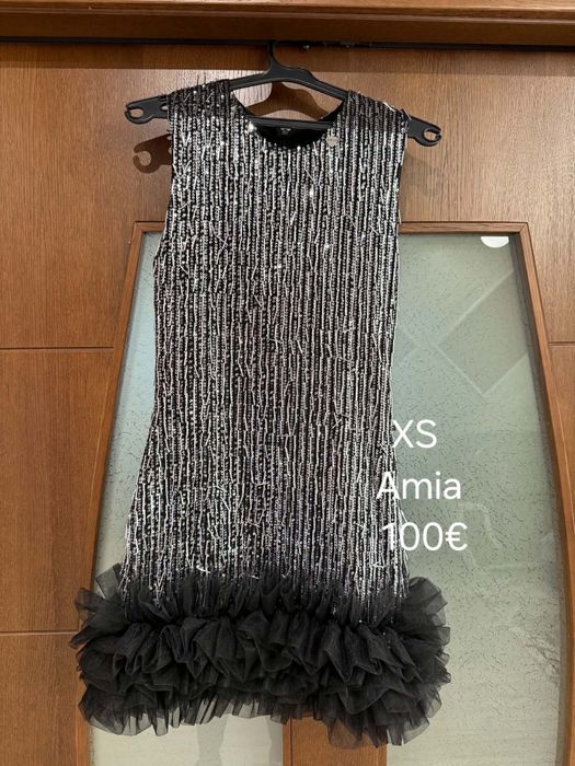 Черна официална рокля Amia