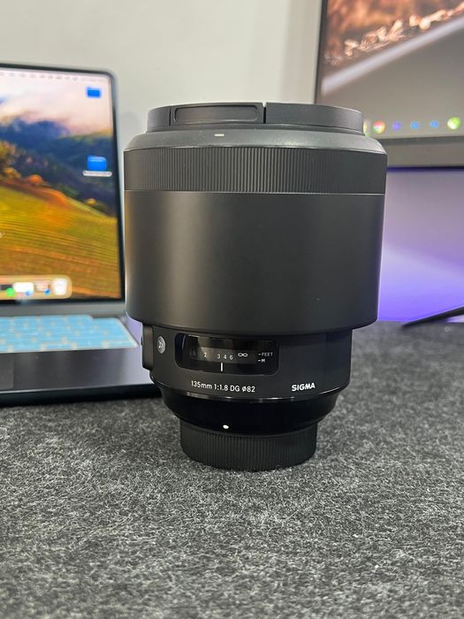 Vând/Schimb Sigma Art 135 1.8 Nikon F