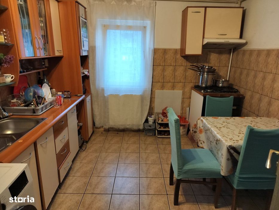Vând apartament 2 camere Pitești Gavana3