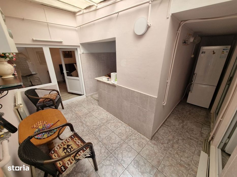 Dacia-  casa cu 5 camere de caramida