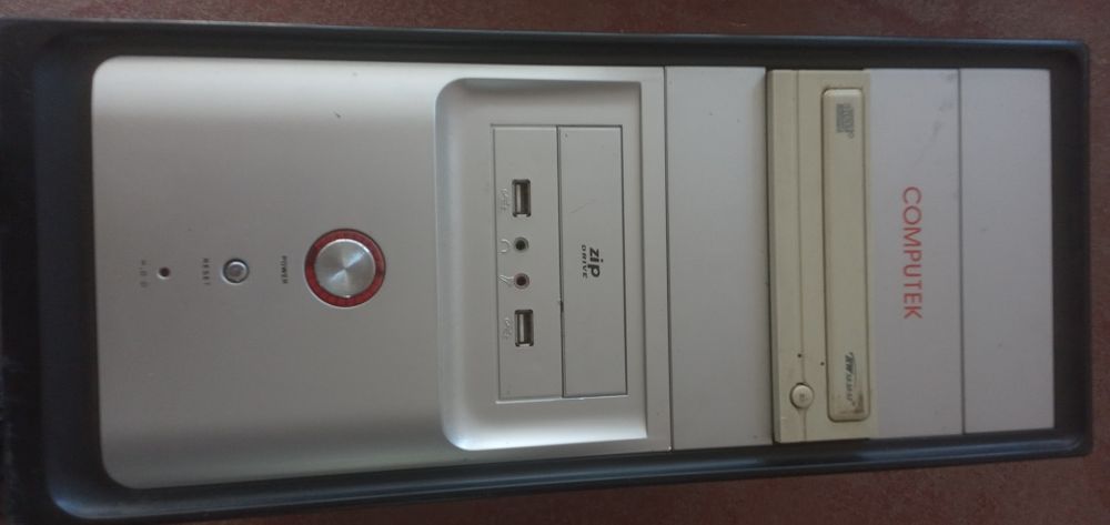 Kompyuter sotiladi  srochna xotira 256gb  video carta xotirasi 1 tb