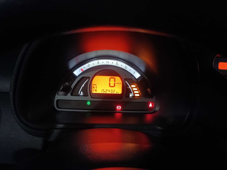 Citroen C2 VTR 2003 полуавтоматик