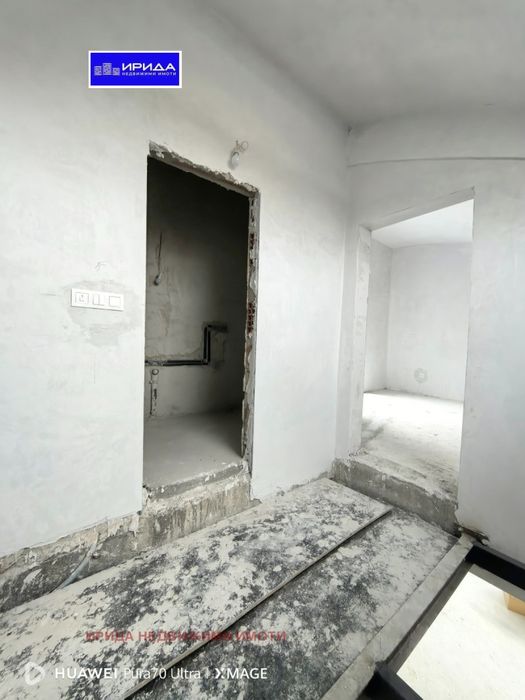 Просторен тристаен апартамент в Бъкстон с АКТ 16!