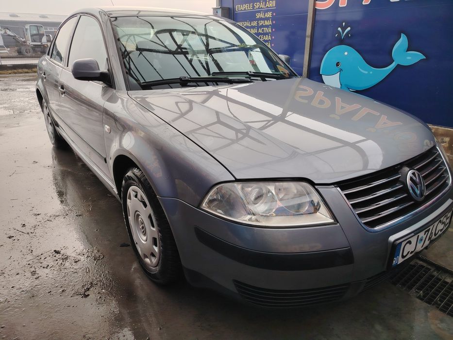 Vând Volkswagen Passat