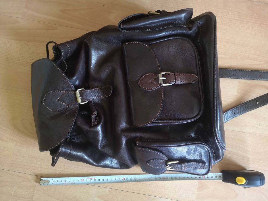 НОВА Кожена раница