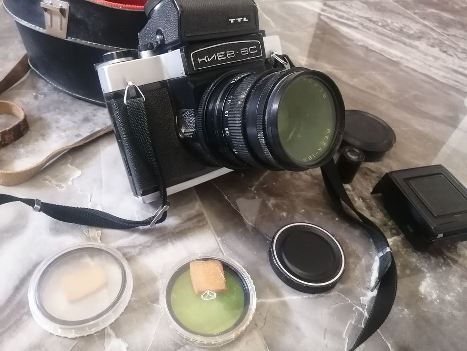 Продаётся фотоаппарат Киев 60 TTL