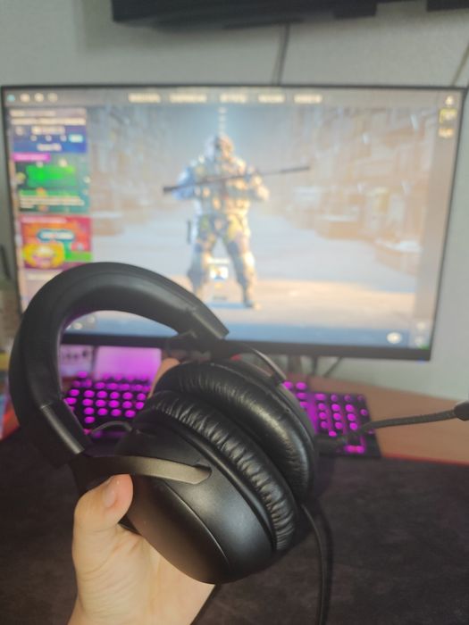 Продам HyperX Cloud 3