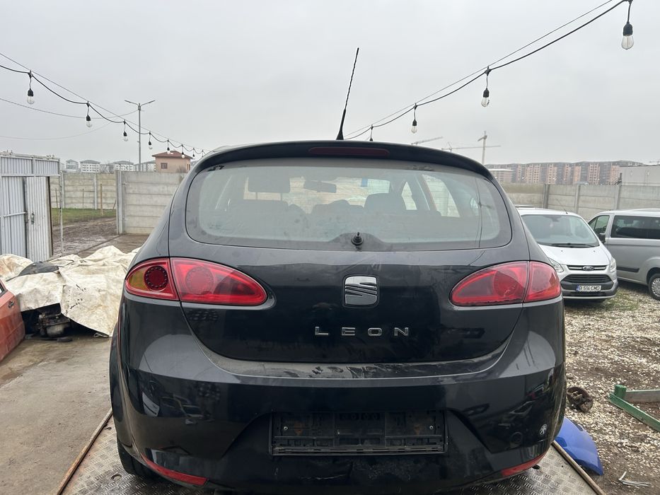 Vand oglinda stanga si dreapta Seat Leon 2 1.p electrice 2005-2009