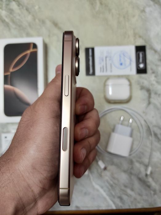 iPhone 16 Pro + AirPods 4 ANC