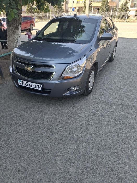 Шевроле  кобальт.