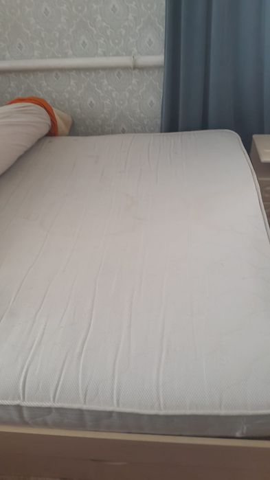 Отдам матрас даром