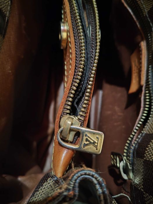 Geantă vintige Louis Vuitton