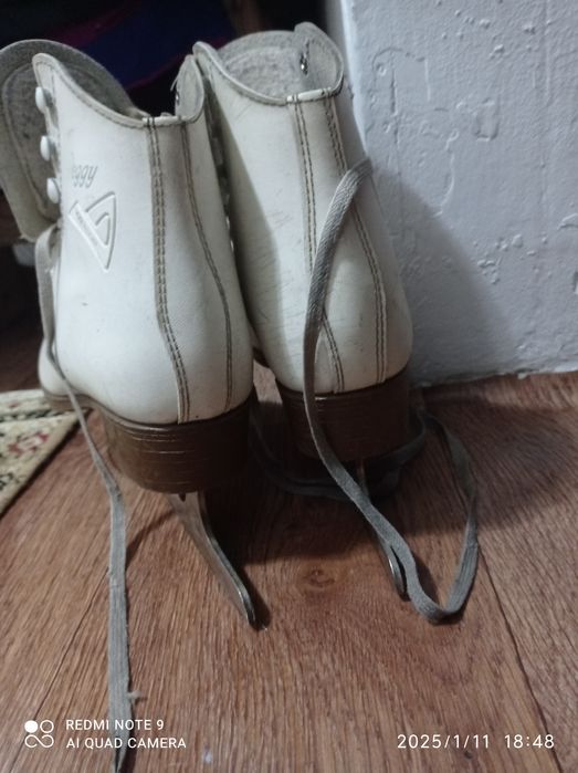 Продам подростковые коньки