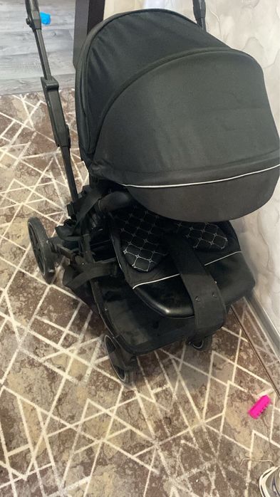 Продам коляску в нормальном состоянии