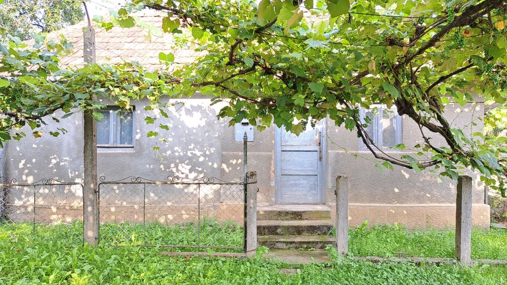 CASĂ DE VÂNZARE LA 2 km de Jibou sat Rona